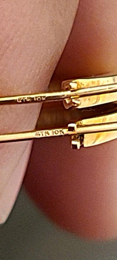 10k Gold Hoop Earrings - Thumbnail 3