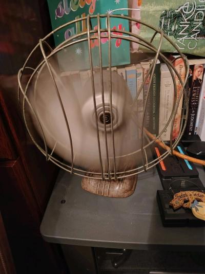 antique electric fan - Thumbnail 2