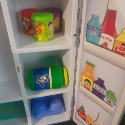 misc toys and books - Thumbnail 6