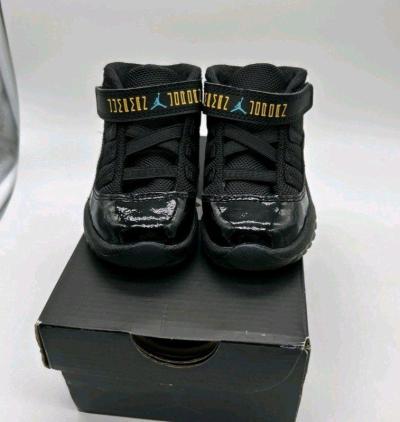 Nike Jordan six Retro low kids size 11c new in box - Thumbnail 2