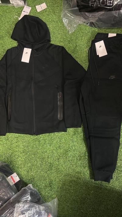 nike black - Long Beach, California