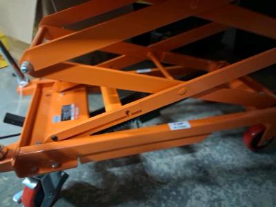 vevor Hydraulic lift - Thumbnail 3