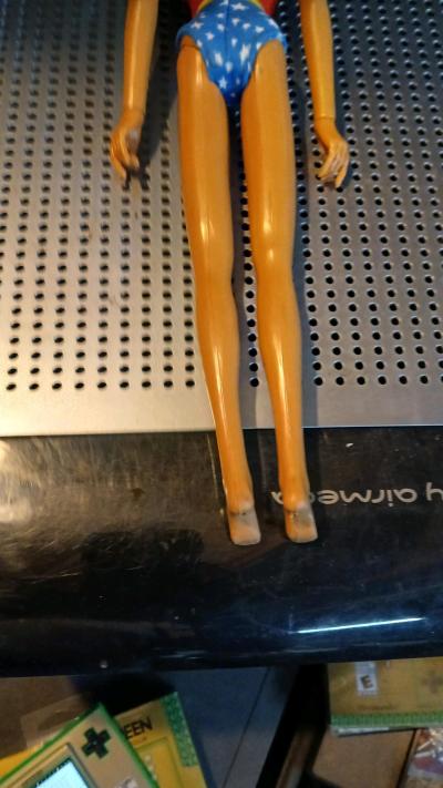 1976 mego wonder woman figure - Thumbnail 5