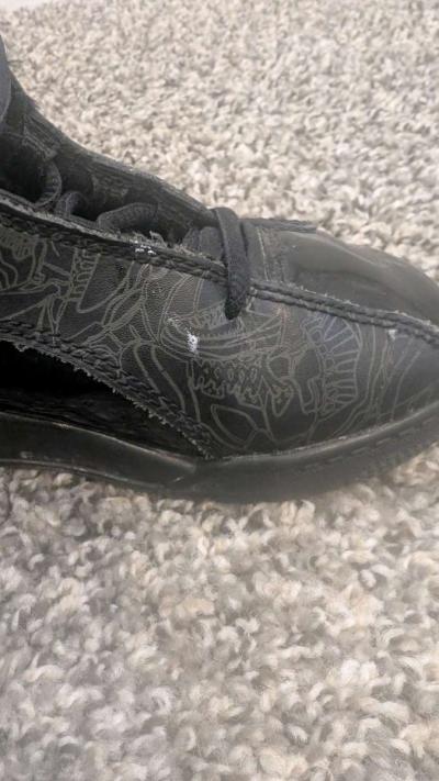 11c black Jordans - Thumbnail 3