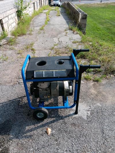 5000 watt Gas generator - Thumbnail 4