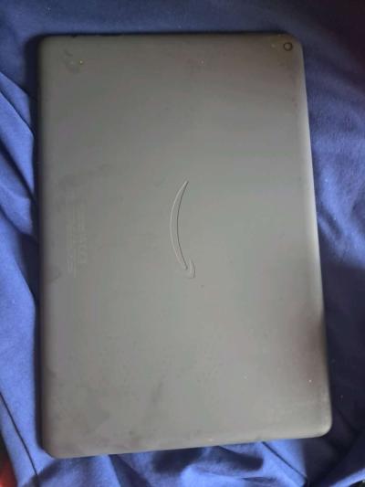 Amazon Fire Tablet - Thumbnail 4
