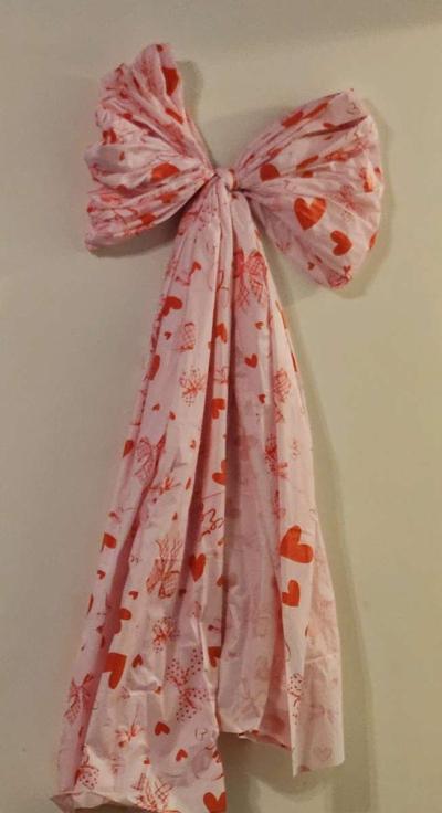 giant bows valentines themed - Thumbnail 5