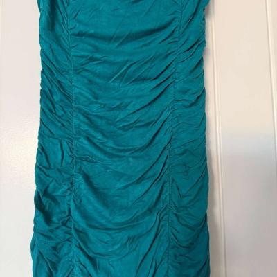 Teal Strapless Ruched Cocktail Dress with Feather Trim - Thumbnail 4