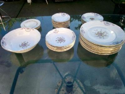 Baum bros  dish set - Thumbnail 3