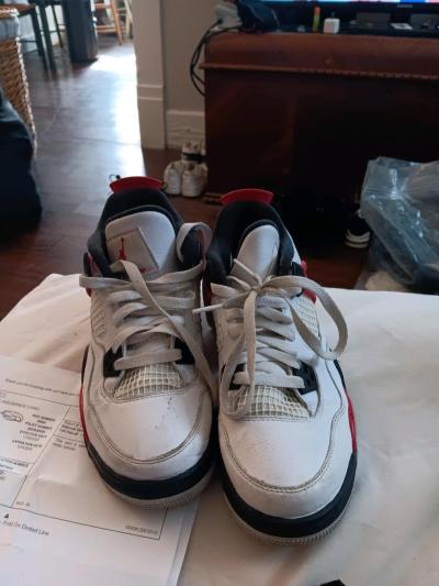 Air Jordan 4 Retro - Thumbnail 2