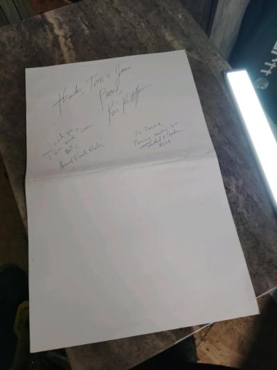 autographed memorabilia country western singers - Thumbnail 2