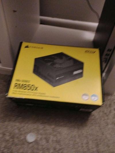 34 inch 4k Alienware curved monotor - Thumbnail 2