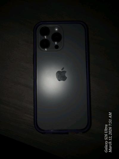 Unlocked iPhone 16 Pro Max