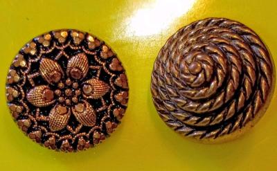antique buttons - Thumbnail 3