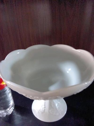 vintage ceramic pedestal fruit base - Thumbnail 3