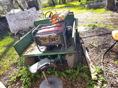 john deer ATV - Thumbnail 2