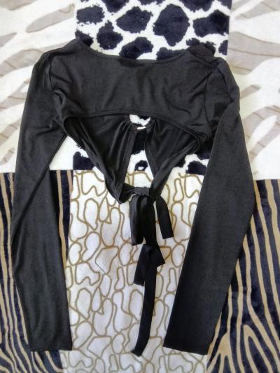 Black Long Sleeve Crop Top - Thumbnail 2