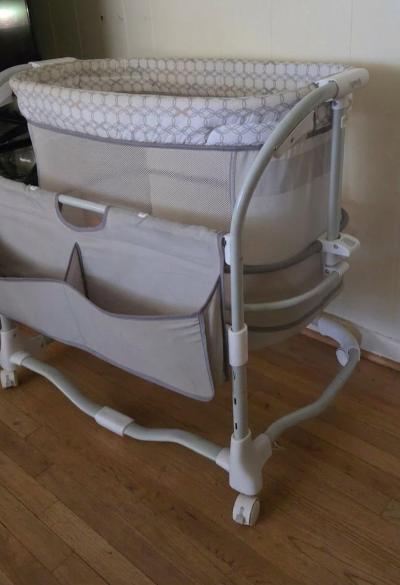Baby Bassinet - Thumbnail 3