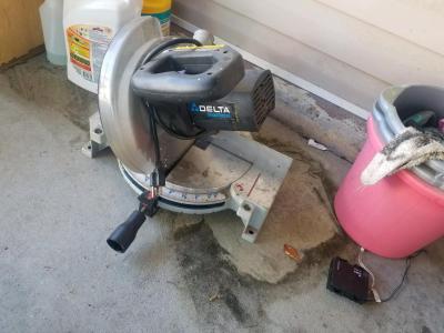 delta 10 in table saw - Thumbnail 3