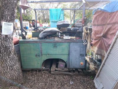 huge estate sale pickers Paradise open all weekends - Thumbnail 12