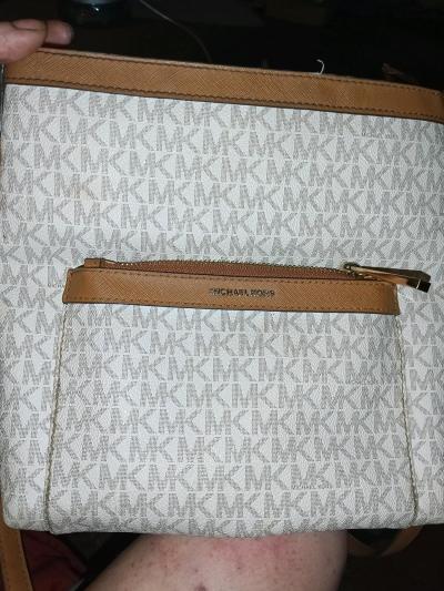 Michael kors purse - Thumbnail 5
