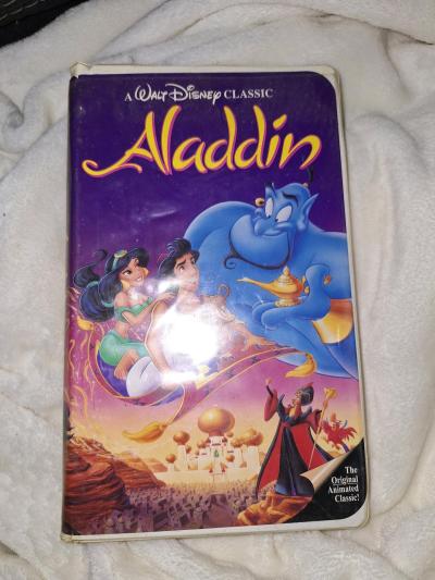 vhs tapes - Thumbnail 2