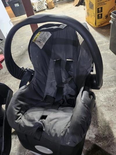 Baby carrier in good condition
