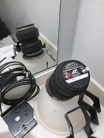 air bag suspension I only have one its new