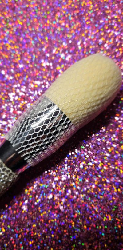 Makeup Brush - Thumbnail 2
