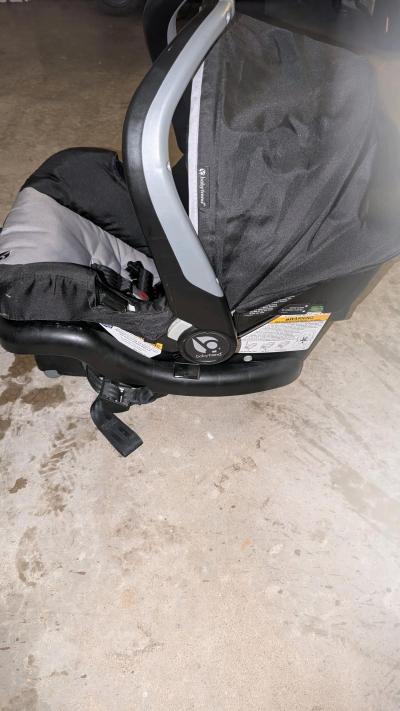 Baby trend infant car seat - Thumbnail 2