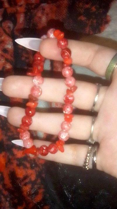 Handmade Red and Green - Thumbnail 1