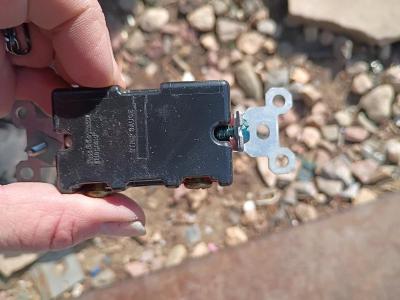 levition plug outlets - Thumbnail 4
