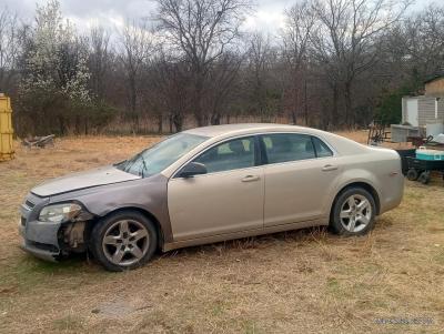 2011 Chevy Malibu - Thumbnail 2
