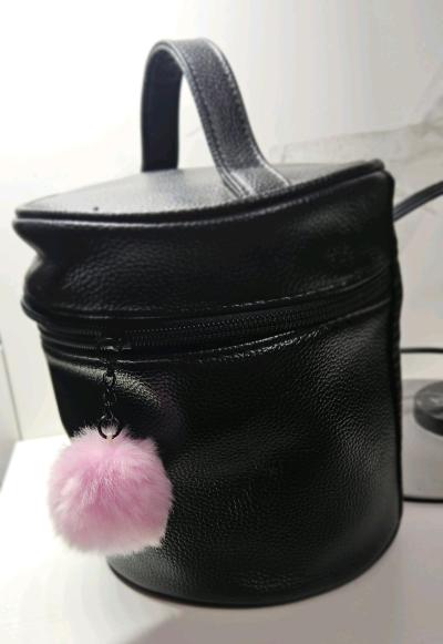 Revolution X Clueless makeup bag - Thumbnail 2