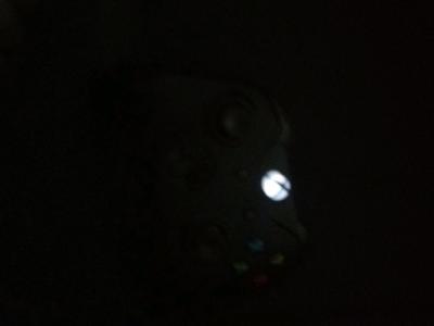 black Xbox one controller - Thumbnail 1