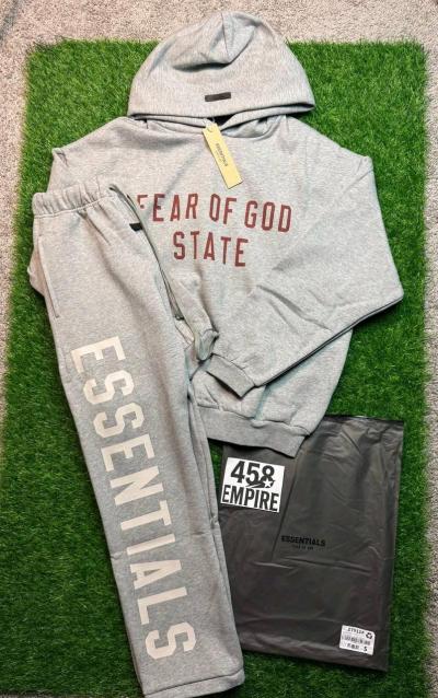 Essentials sweatsuit set - Thumbnail 4