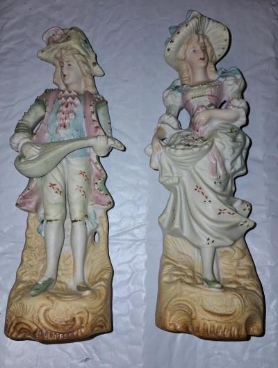 Vintage Ucagco Bisque Figurines Colonial Couple 1950s