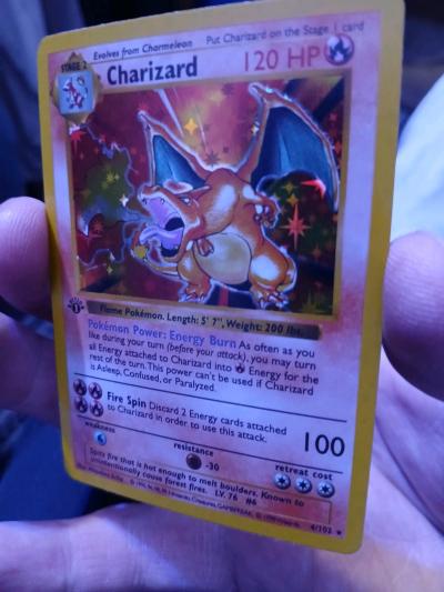 1st Edition CHARIZARD 1999 base set holo - Thumbnail 3