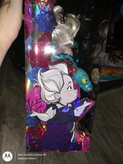 Disney Animators D23 Ursula Light Up Doll - Thumbnail 8