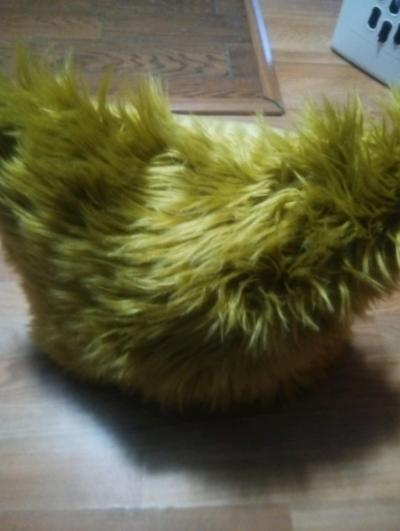 a golden fluffy pillow brand new never been used never been - Thumbnail 4
