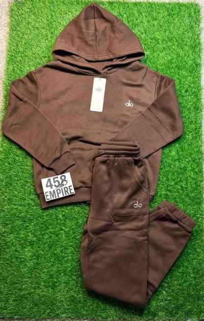 Alo sweatsuit set - Thumbnail 4