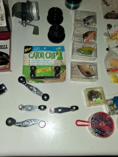 vintage fishing bundle - Thumbnail 5