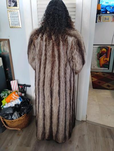 luxurious full length striped raccoon coat - Thumbnail 2