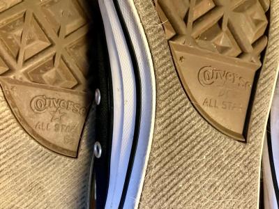 TWO PAIR CONVERSE SNEAKERS - Thumbnail 4