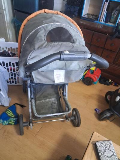 stroller - Thumbnail 4