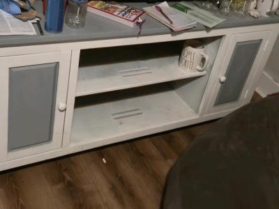 Furniture - Thumbnail 4