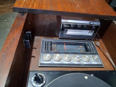 Admiral record player cabinet - Thumbnail 2