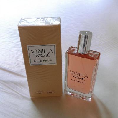 perfume - Thumbnail 3