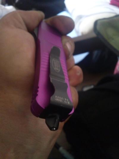 MICROTECH VIOLET UTX85 TANTO OTF AUTO KNIFE BLACK BLADE - Thumbnail 6