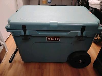 river green yeti ice chest - Thumbnail 2